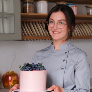 Кондитер Анна Суровцева🍓(ANNIE BERRY CAKE)