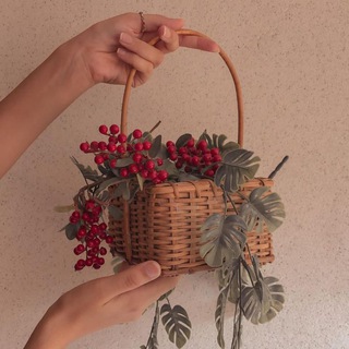 عالمي🤍🍒