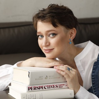 Books in my hands | Книги в моих руках