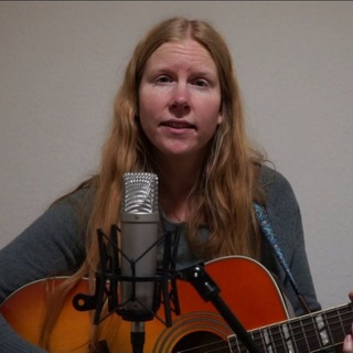 Carmina singt