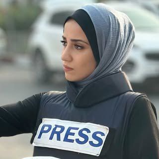 الصحفية دعاء روقة _ غزة