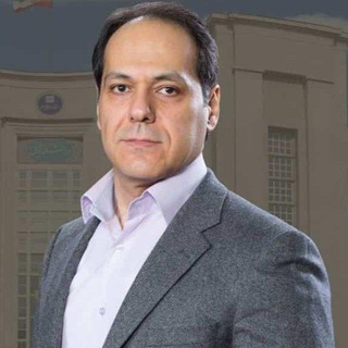 دکتر آذرخش مُکری