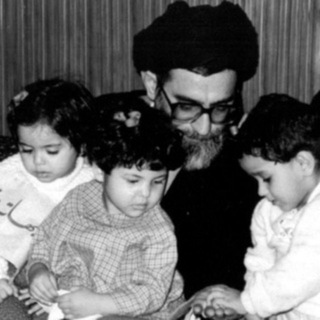 نَشِيج.