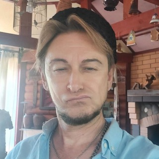 Философ Андрей Макаров
