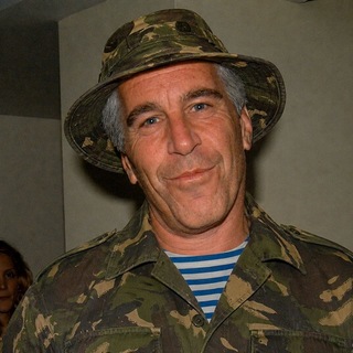 Мудацкие фотокарточки #Epstein🏝ТГ