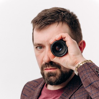 Мистер Тиунов набирает текст...