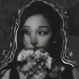 Ariana Grande Updates